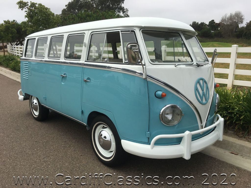 1961 Volkswagen Bus  - 20249770 - 2