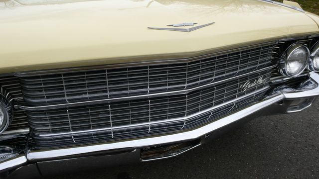 1962 Cadillac SERIES 62 RESTORED - 9699949 - 9