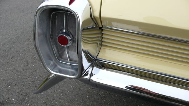 1962 Cadillac SERIES 62 RESTORED - 9699949 - 57