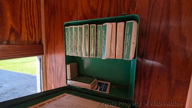 1962 Chevrolet C20 Cree Chassis Mounted Camper For Sale - 22814836 - 75