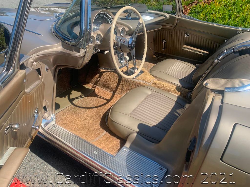1962 Chevrolet Corvette  - 20622855 - 14