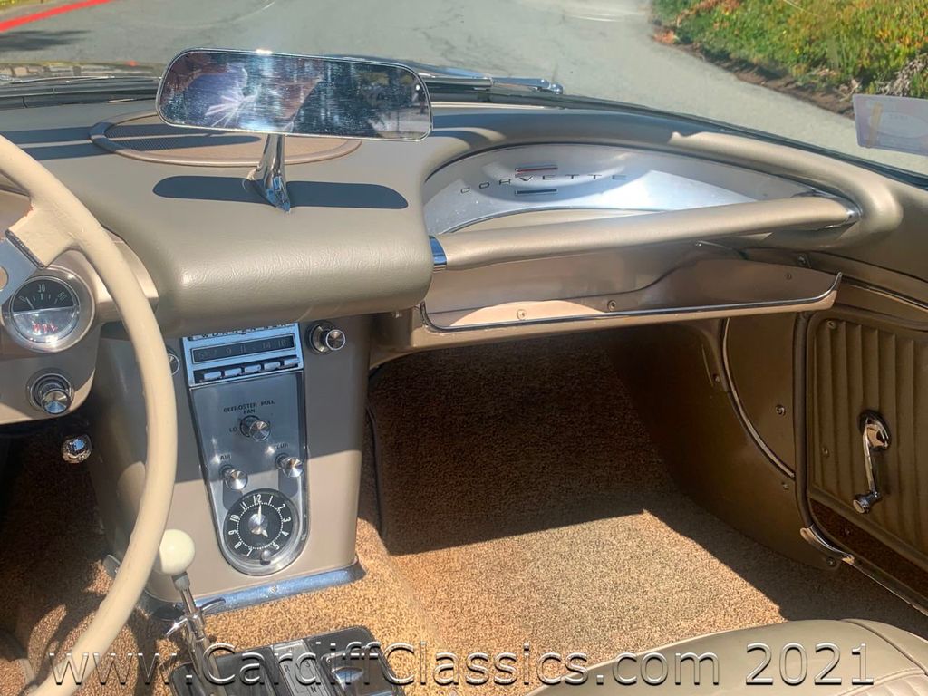 1962 Chevrolet Corvette  - 20622855 - 22