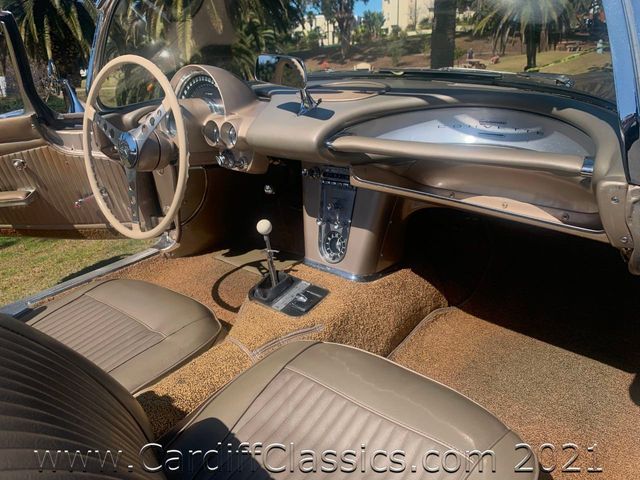1962 Chevrolet Corvette  - 20622855 - 24