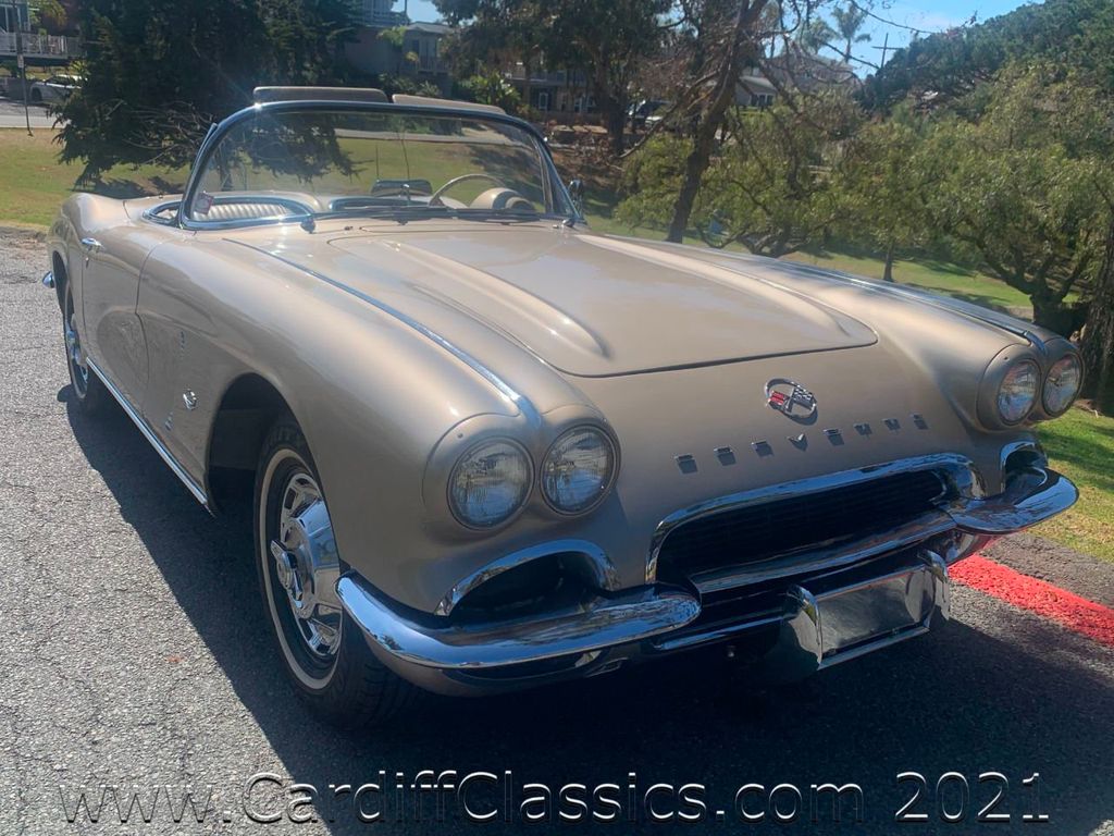1962 Chevrolet Corvette  - 20622855 - 52