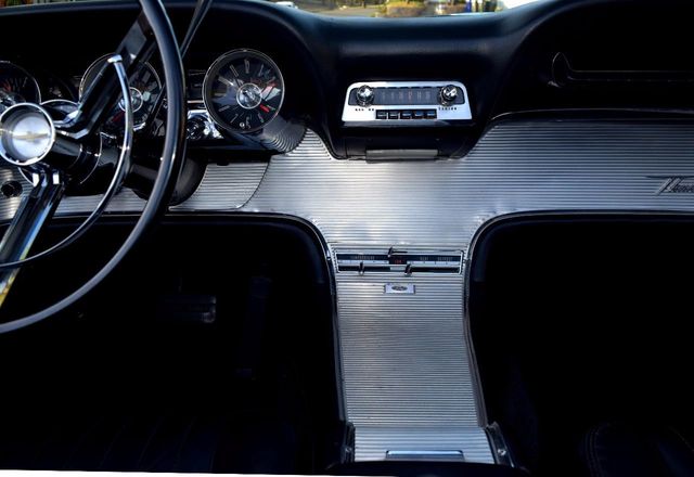 1962 Ford Thunderbird  - 16794650 - 21