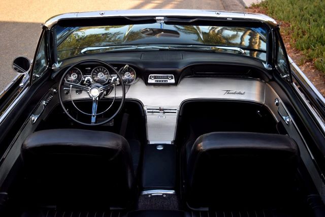 1962 Ford Thunderbird  - 16794650 - 24