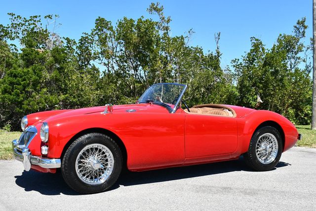 1962 MG MGA Mark II Roadster - 22790725 - 24