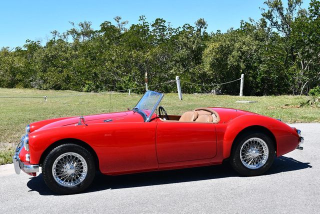 1962 MG MGA Mark II Roadster - 22790725 - 25
