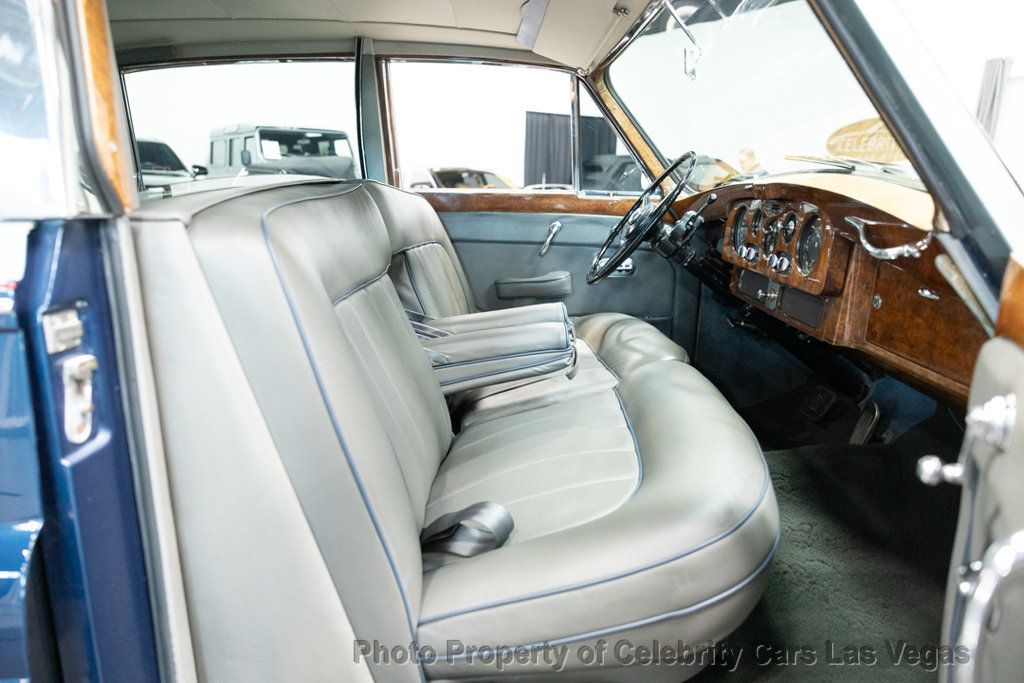 1962 Rolls-Royce Phantom V Phantom V Limosine by James Young - 22531997 - 64