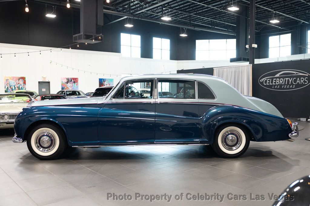 1962 Rolls-Royce Phantom V Phantom V Limosine by James Young - 22531997 - 7