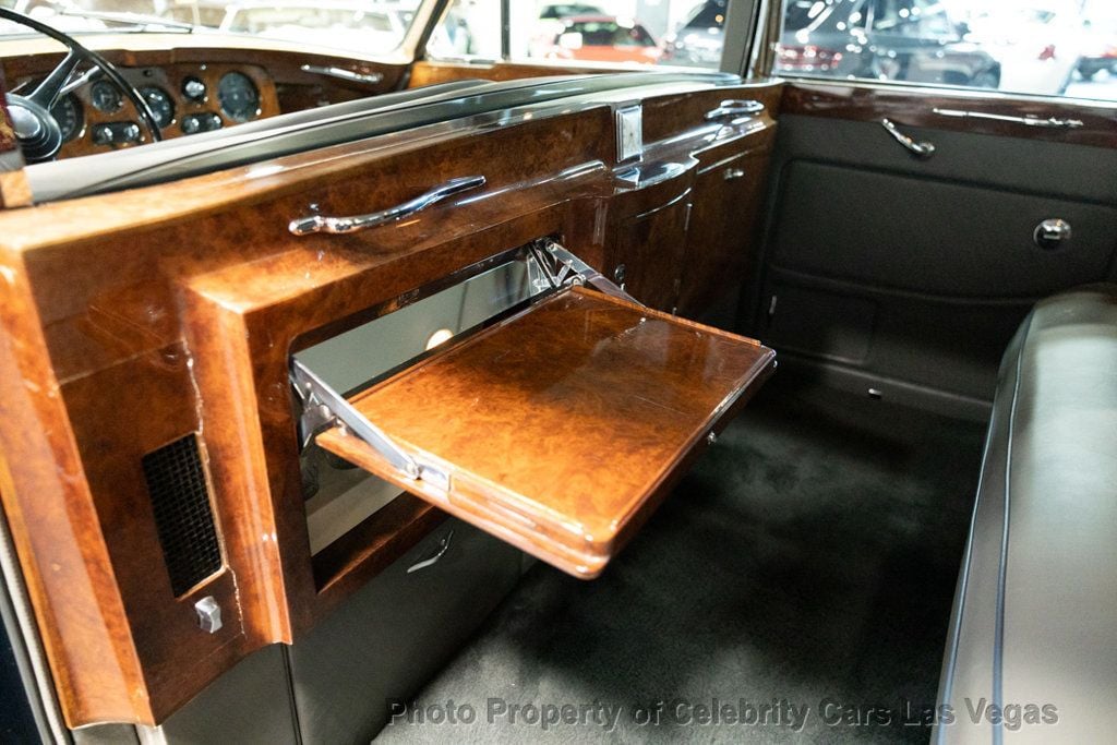 1962 Rolls-Royce Phantom V Phantom V Limousine by James Young - 22531997 - 48