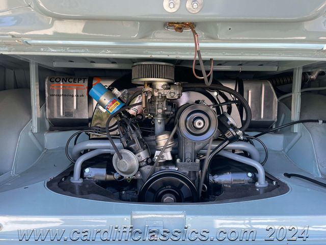 1962 Volkswagen 23-Window Bus  - 21955189 - 29
