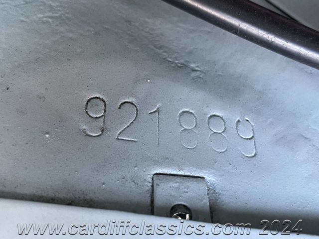 1962 Volkswagen 23-Window Bus  - 21955189 - 33