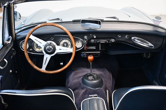 1963 Austin Healey 3000  - 23044453 - 26