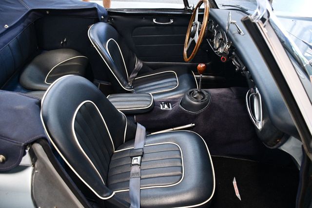 1963 Austin Healey 3000  - 23044453 - 28