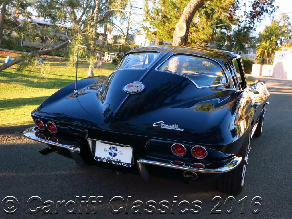 1963 Chevrolet Corvette Fuel-Injected Split Window - 14678495 - 9