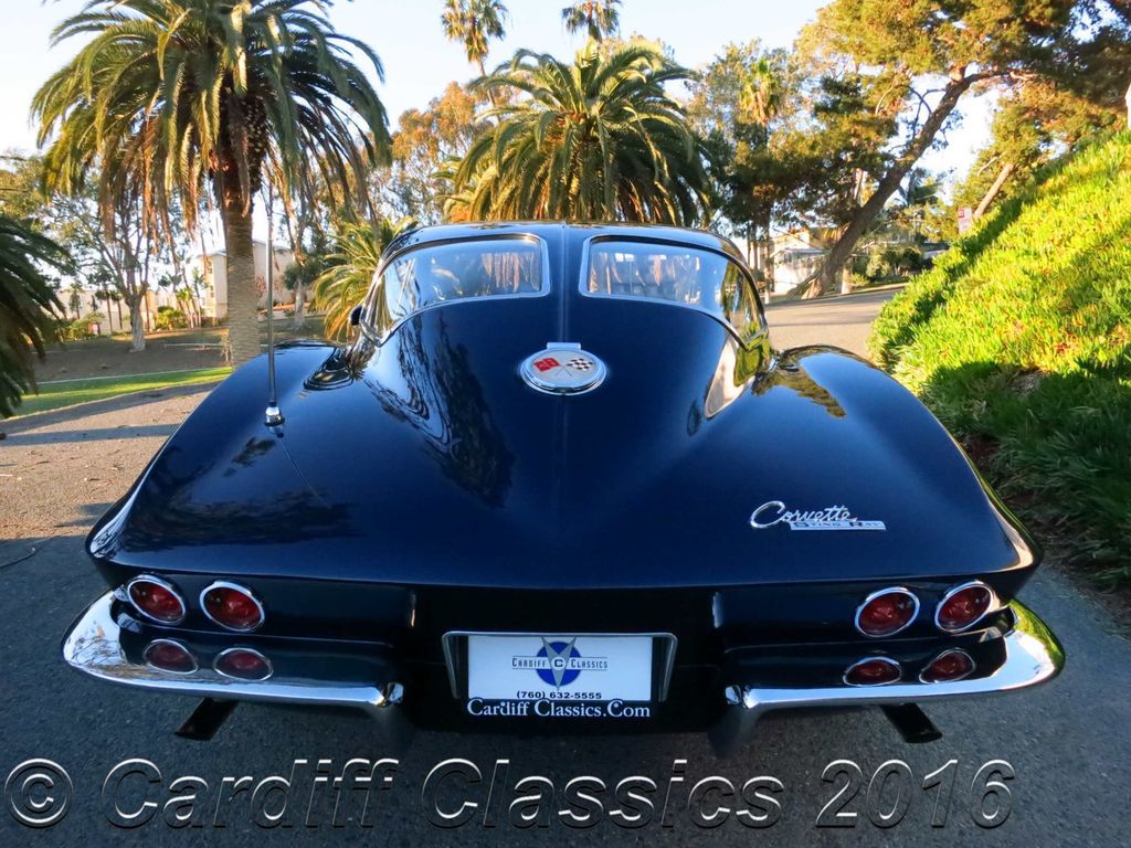 1963 Chevrolet Corvette Fuel-Injected Split Window - 14678495 - 16