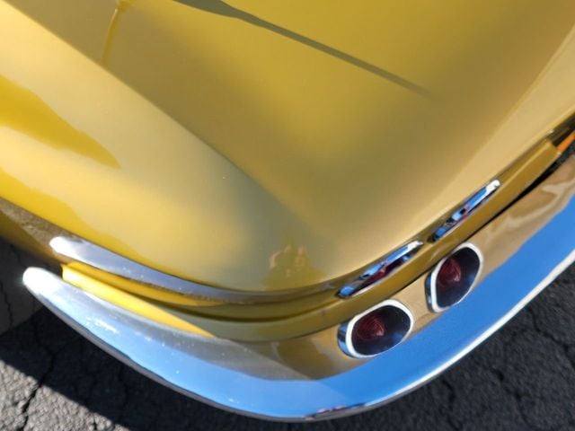 1963 Chevrolet Corvette Split Window - 21213742 - 26