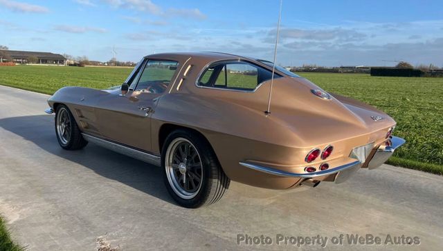 1963 Chevrolet Corvette Split Window - 22829756 - 27