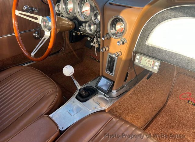1963 Chevrolet Corvette Split Window - 22829756 - 63