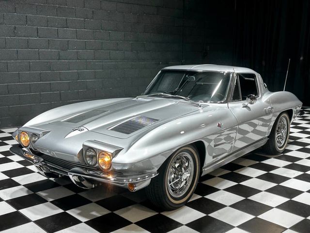 1963 Chevrolet Corvette STINGRAY SPLIT WINDOW - 22795184 - 1