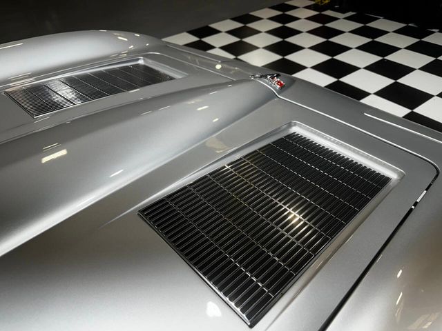 1963 Chevrolet Corvette STINGRAY SPLIT WINDOW - 22795184 - 35