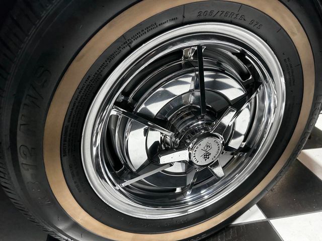 1963 Chevrolet Corvette STINGRAY SPLIT WINDOW - 22795184 - 61