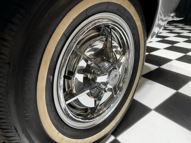 1963 Chevrolet Corvette STINGRAY SPLIT WINDOW - 22795184 - 62