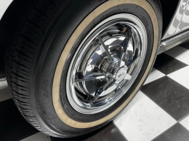 1963 Chevrolet Corvette STINGRAY SPLIT WINDOW - 22795184 - 63