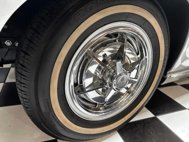 1963 Chevrolet Corvette STINGRAY SPLIT WINDOW - 22795184 - 64