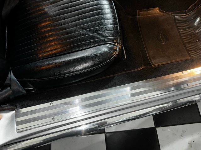 1963 Chevrolet Corvette STINGRAY SPLIT WINDOW - 22795184 - 69