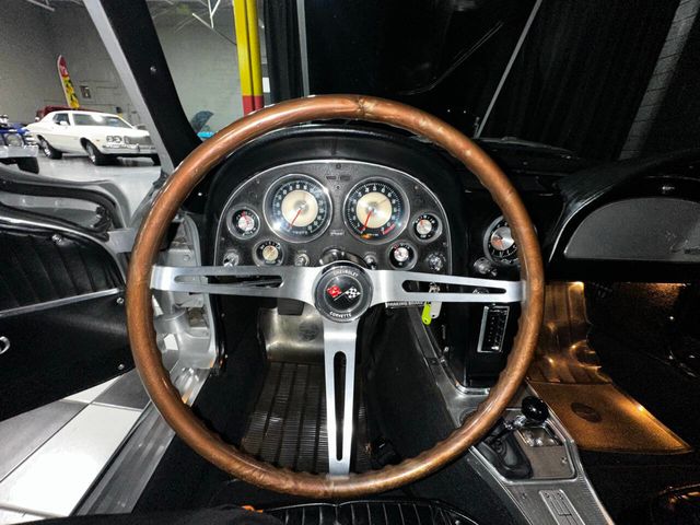 1963 Chevrolet Corvette STINGRAY SPLIT WINDOW - 22795184 - 77