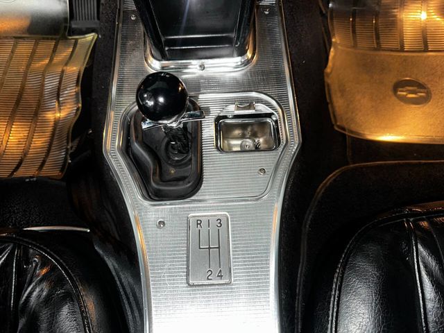 1963 Chevrolet Corvette STINGRAY SPLIT WINDOW - 22795184 - 89