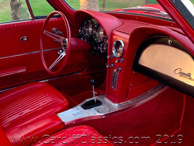 1963 Chevrolet CORVETTE  SPLIT WINDOW  - 18515922 - 30