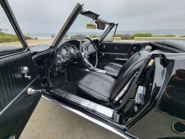 1963 Chevrolet Corvette Sting Ray SOLD - 21868103 - 11