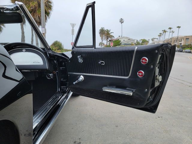 1963 Chevrolet Corvette Sting Ray SOLD - 21868103 - 25