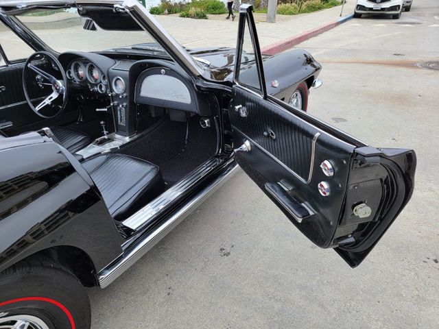 1963 Chevrolet Corvette Sting Ray SOLD - 21868103 - 27