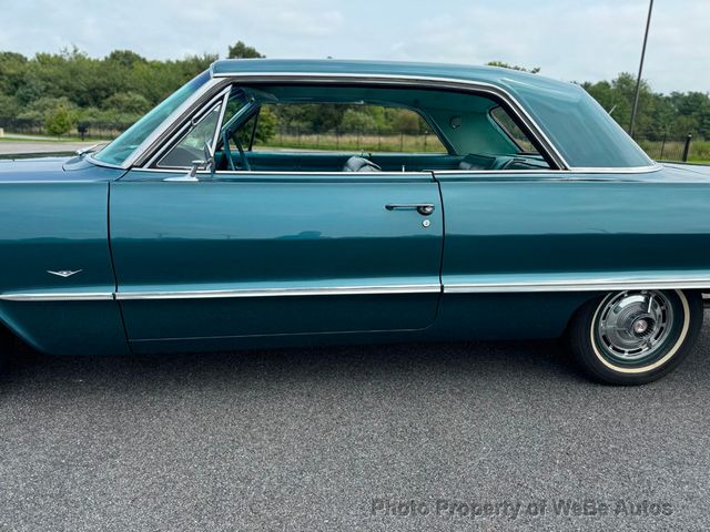 1963 Chevrolet Impala SS - 22582445 - 23