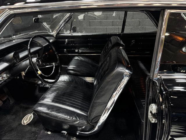 1963 Chevrolet Impala SS 409/340 HP V-8 L-33 MATCHING NUMBERS 4-Speed - 22965147 - 2