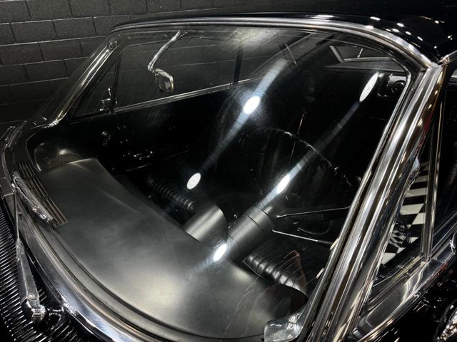 1963 Chevrolet Impala SS 409/340 HP V-8 L-33 MATCHING NUMBERS 4-Speed - 22965147 - 33