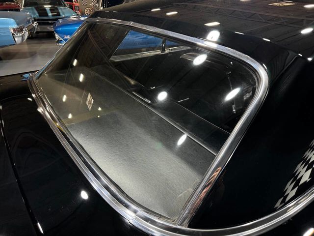 1963 Chevrolet Impala SS 409/340 HP V-8 L-33 MATCHING NUMBERS 4-Speed - 22965147 - 52