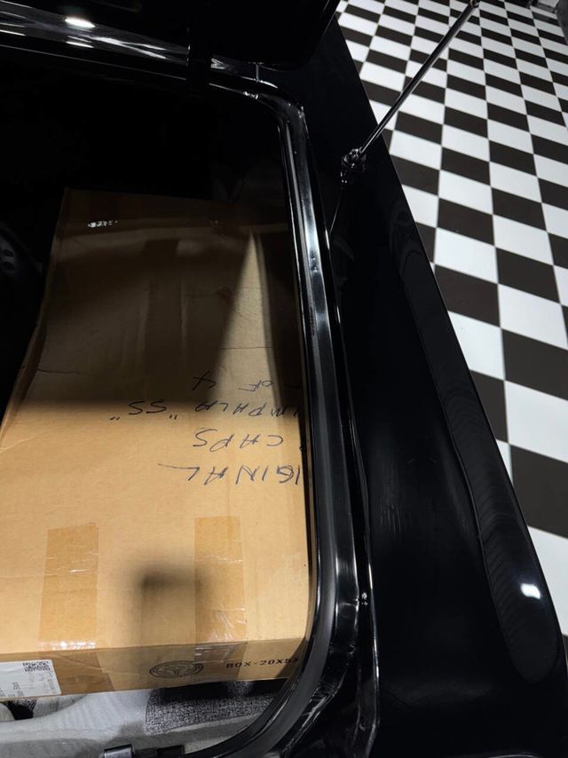 1963 Chevrolet Impala SS 409/340 HP V-8 L-33 MATCHING NUMBERS 4-Speed - 22965147 - 78