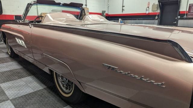 1963 Ford Thunderbird Convertible For Sale - 22210555 - 19