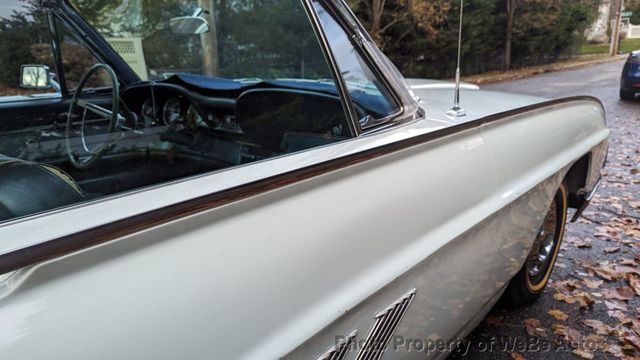 1963 Ford Thunderbird For Sale - 22216585 - 23