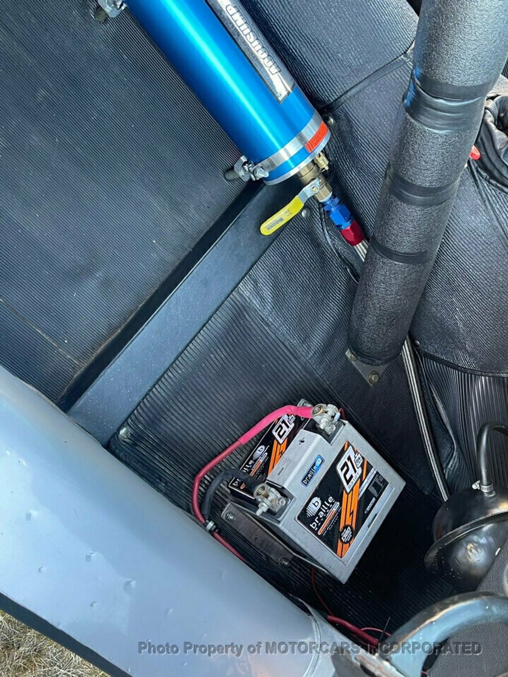 1963 Jaguar E-Type 1963 JAGUAR E-TYPE FHC RACE CAR IS TRACK READY - 21814376 - 33