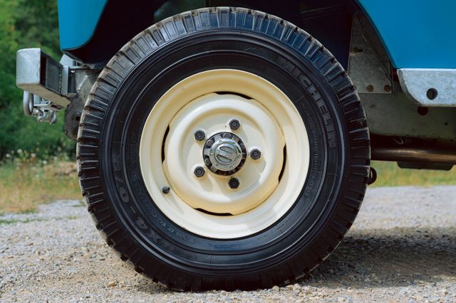 1963 Land Rover 109 Series IIA Fully Restored '63 Land Rover 109 Series IIA! - 22940965 - 21