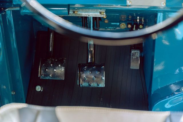 1963 Land Rover 109 Series IIA Fully Restored '63 Land Rover 109 Series IIA! - 22940965 - 60