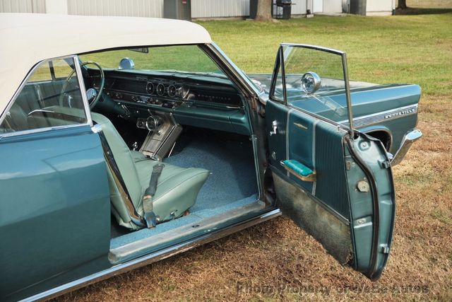 1963 Pontiac Bonneville Convertible - 21745059 - 38