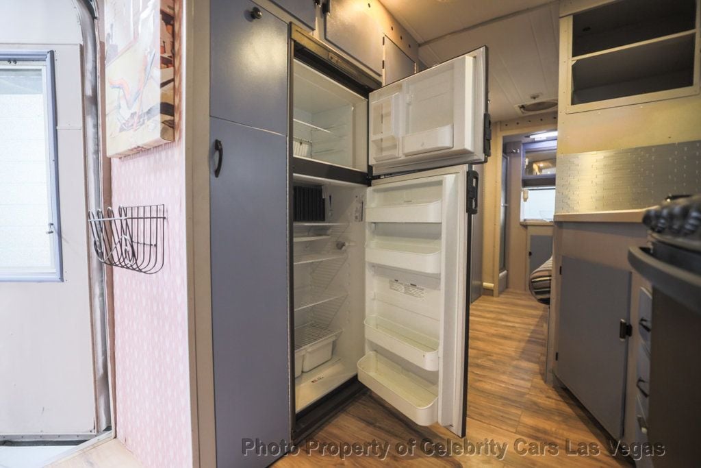 1963 Streamline Duke 2300 24 feet - 22867541 - 15