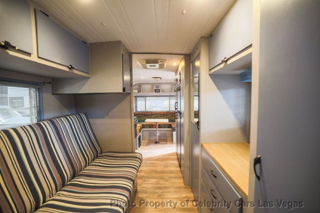 1963 Streamline Duke 2300 24 feet - 22867541 - 22